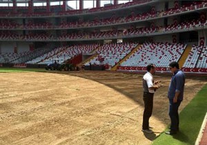 Antalya Arena'nın çimleri yenileniyor